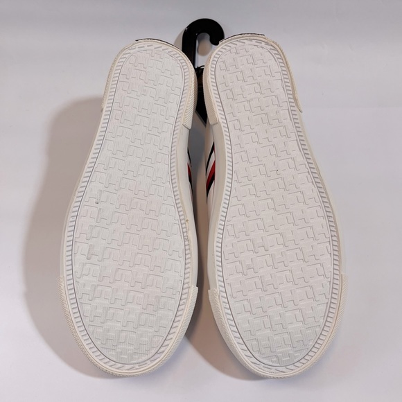 NWT Tommy Hilfiger Kids’ vulcanized white sneakers!!! - Picture 4 of 6